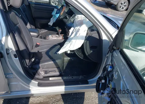 2011 Hyundai Genesis 4.6 из США, поврежденный, VIN KMHGC4DF4BU125781